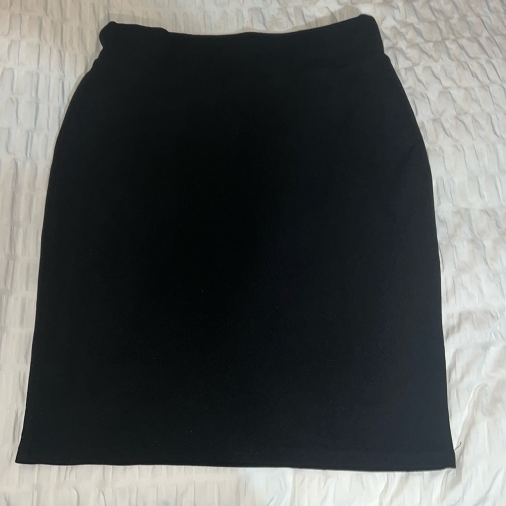 Black pencil skirt
